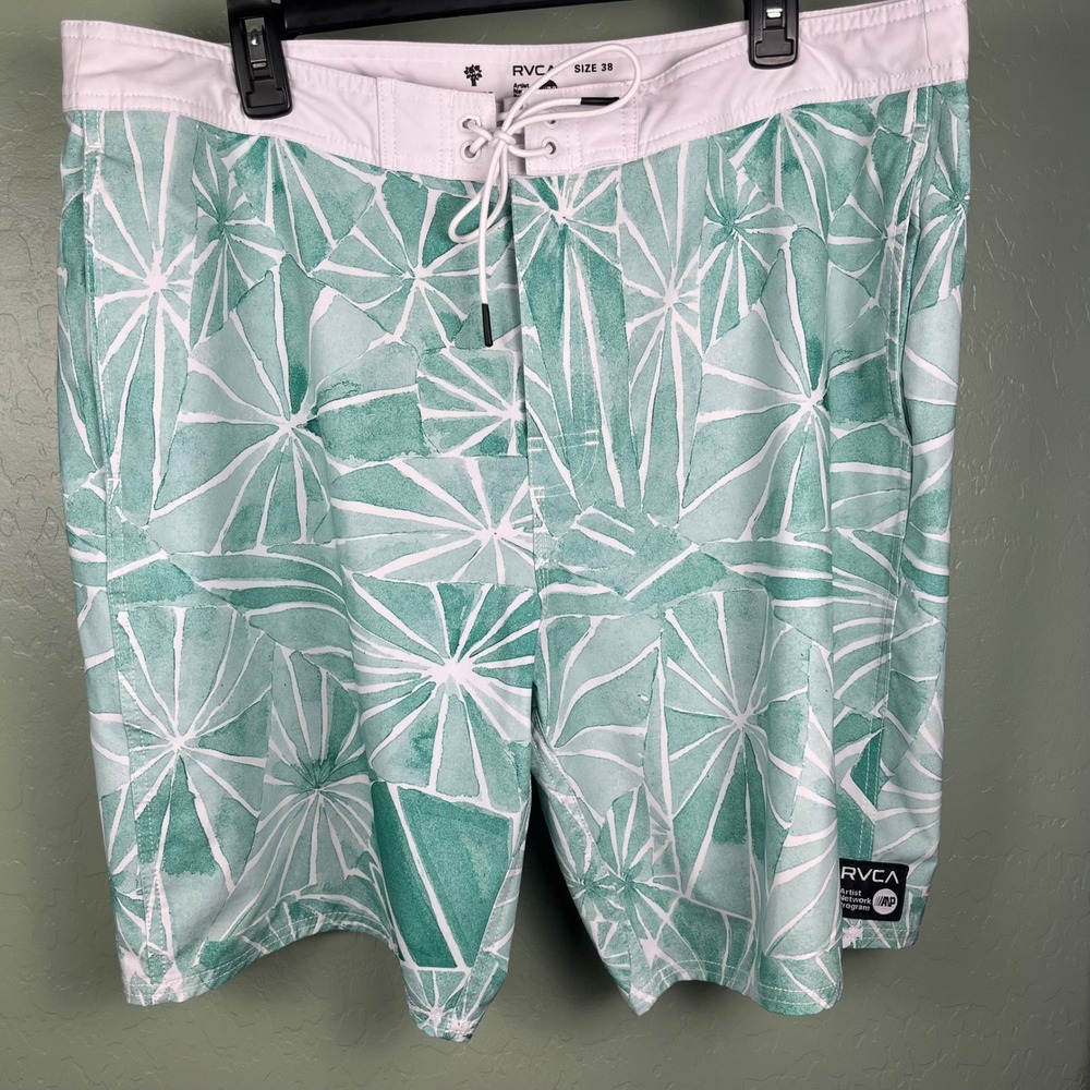 RVCA Men's Board Shorts Size 38 Green White Leaf Print Artist Network Program